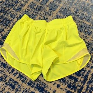 Lululemon 4 inch Hotty Hot Size six
